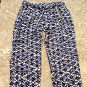Old Navy cute patterned pants with tie at waist.